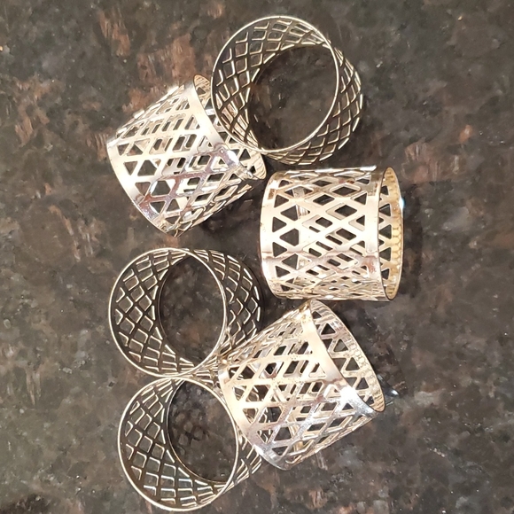 Silver napkin rings - Picture 1 of 4